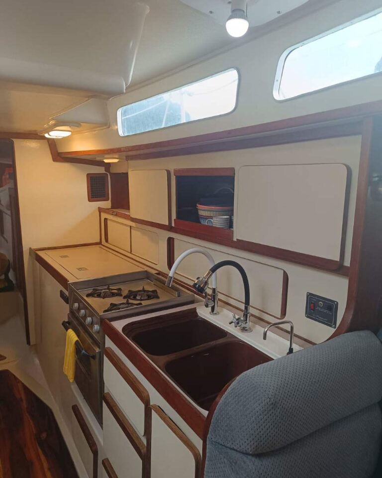 597c18fe-dc19-441c-8c68-07792396d351